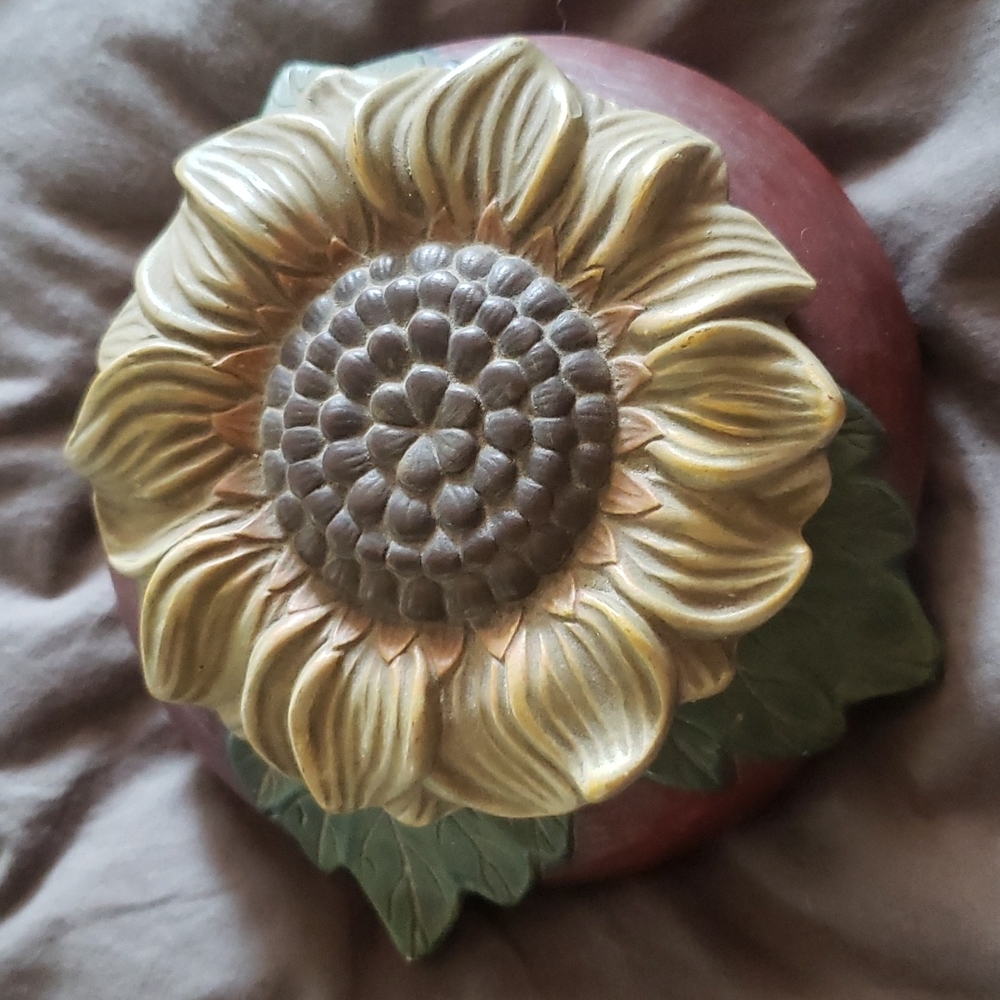Vintage sunflower ring or jewelry holder